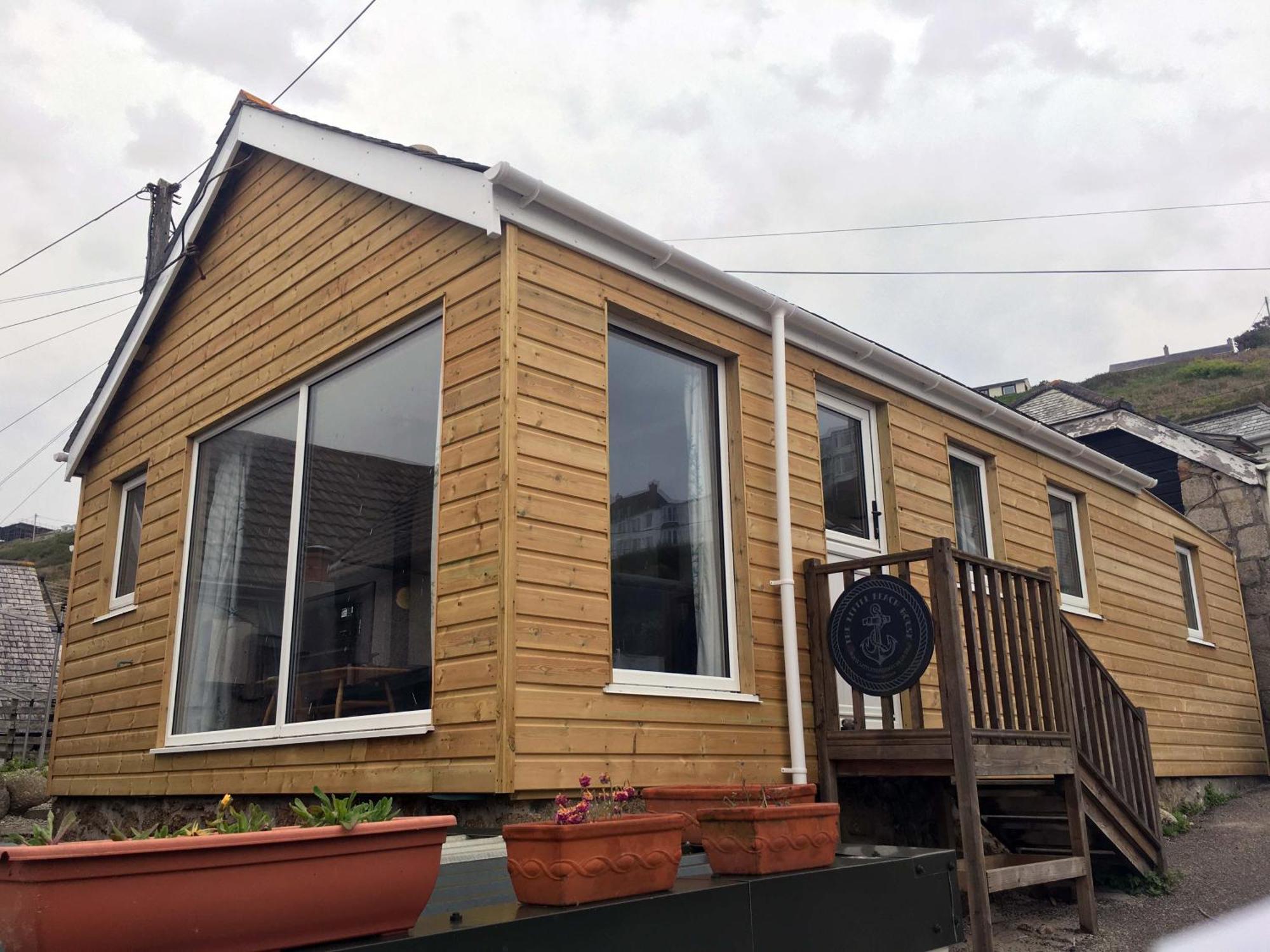 The Little House, Cove Holiday home Sennen